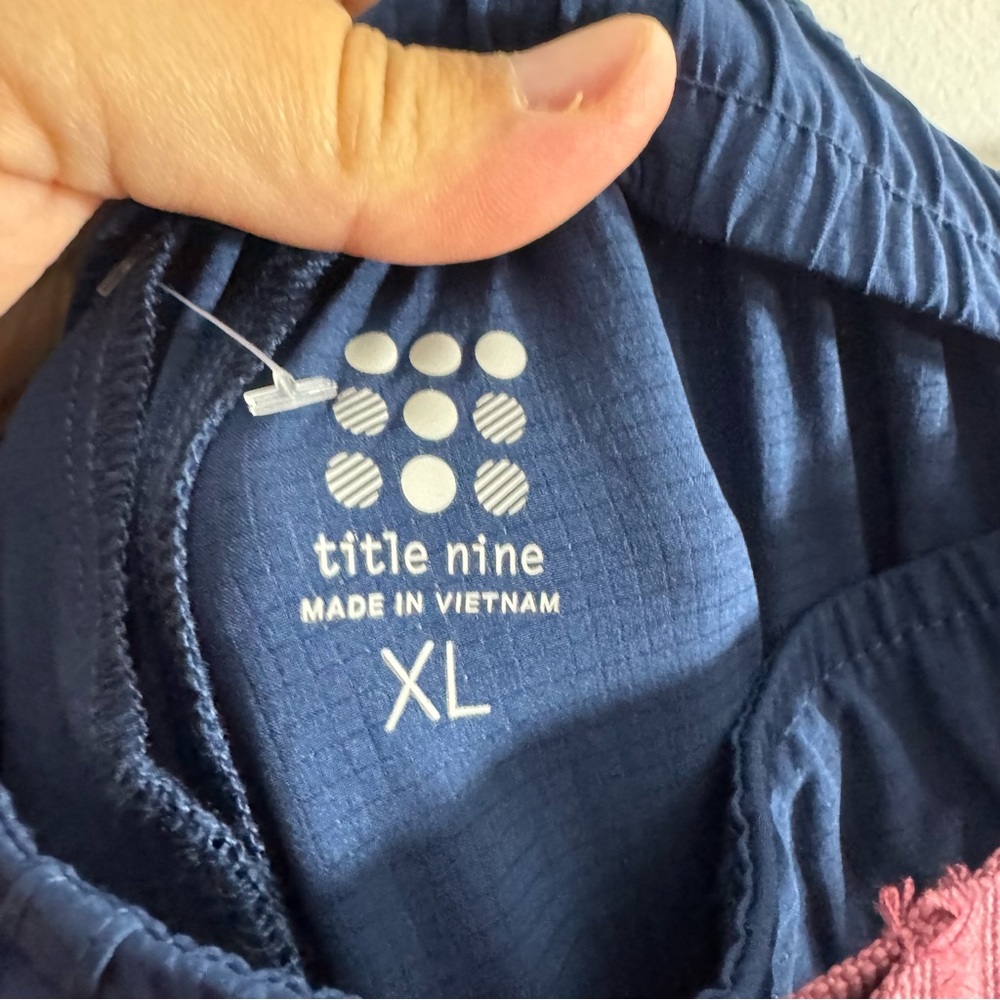 Title Nine Aero Tech Pants XL 16 Navy UPF 50 Hiking Travel Quick Dry - Picture 3 of 12